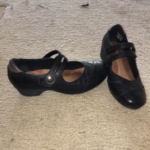 Rockport dress shoes